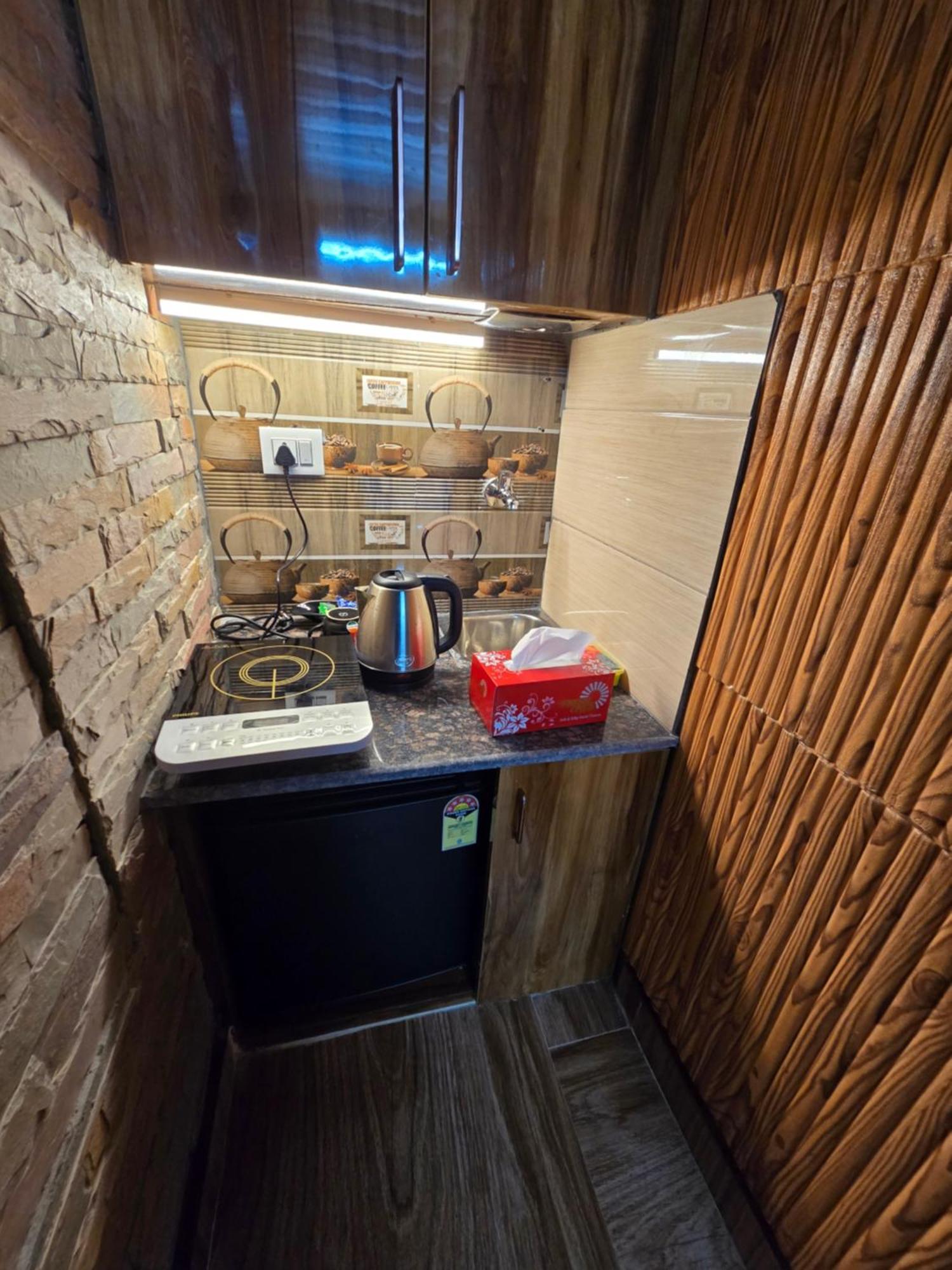 Barla'S Home Stay Shamshabad Eksteriør bilde